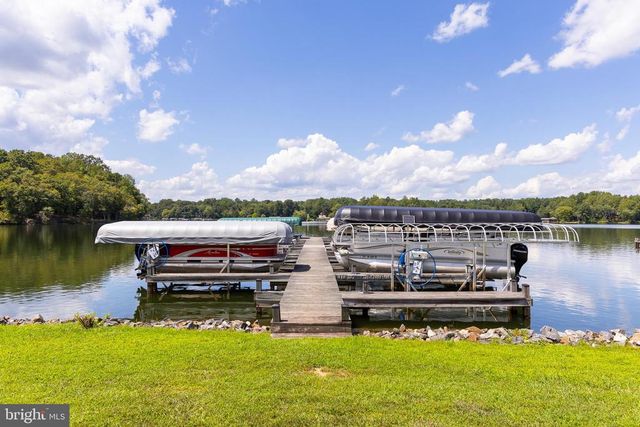 296 ROBBIE RD, Bumpass, VA 23024