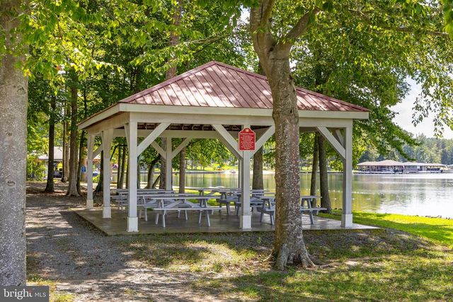 296 ROBBIE RD, Bumpass, VA 23024