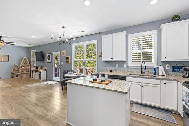 296 ROBBIE RD, Bumpass, VA 23024