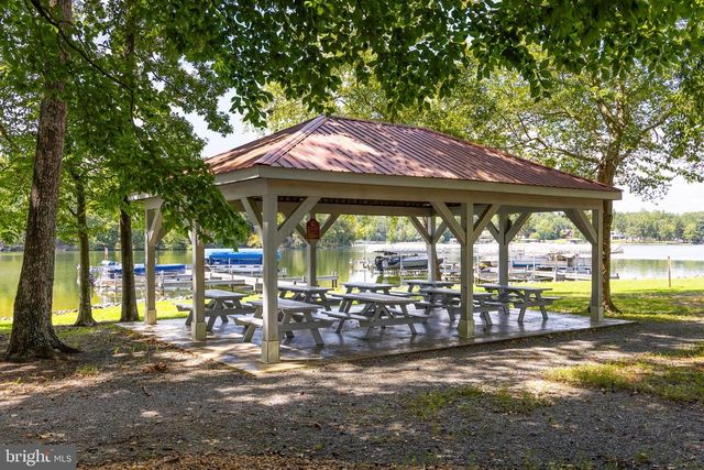 296 ROBBIE RD, Bumpass, VA 23024