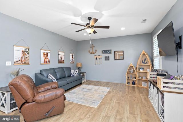 296 ROBBIE RD, Bumpass, VA 23024