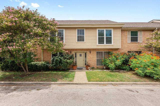 743 E Oltorf ST 203, Austin, TX 78704
