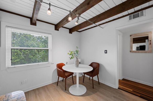 743 E Oltorf ST 203, Austin, TX 78704