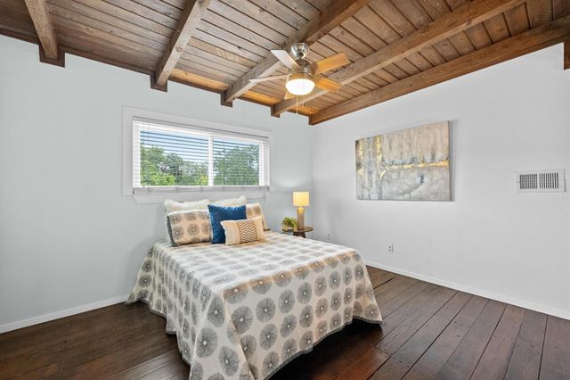 743 E Oltorf ST 203, Austin, TX 78704