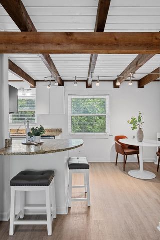 743 E Oltorf ST 203, Austin, TX 78704