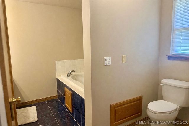 20657 S 4350 Road, Vinita, OK 74301