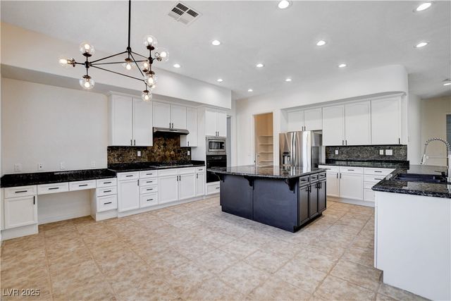 5148 Villa Vecchio Court, Las Vegas, NV 89141