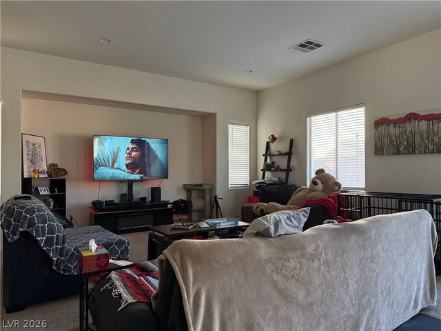 4004 Daydream Bend Street, North Las Vegas, NV 89032