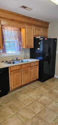 2755 Navigator Circle, Dalzell, SC 29040