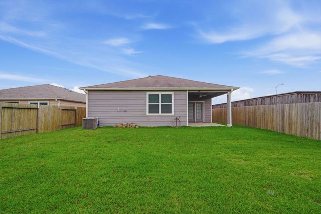 2060 Saras Way, Brookshire, TX 77423