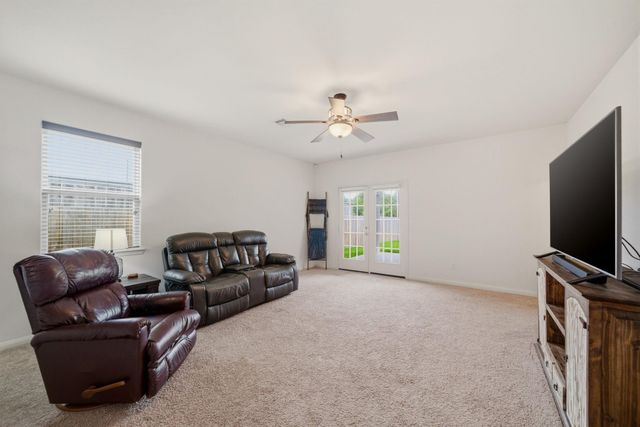 2060 Saras Way, Brookshire, TX 77423