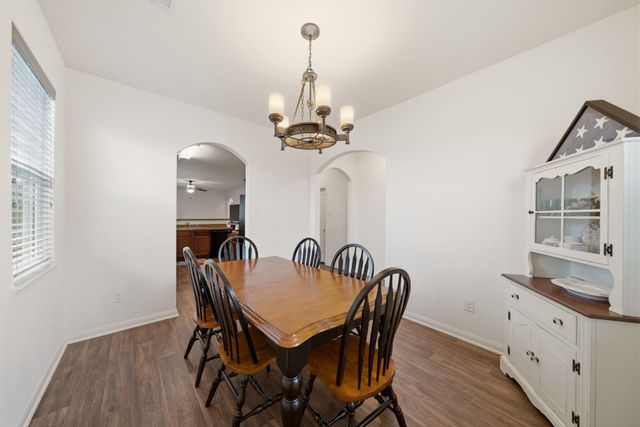 2060 Saras Way, Brookshire, TX 77423