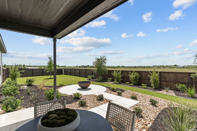 514 NIGHTINGALE AVENUE, Marion, TX 78132