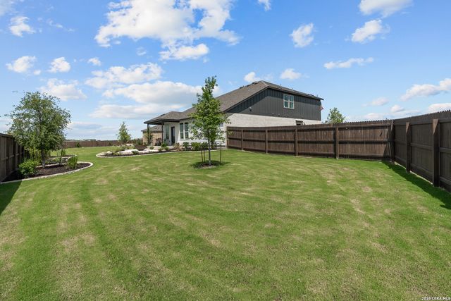 514 NIGHTINGALE AVENUE, Marion, TX 78132