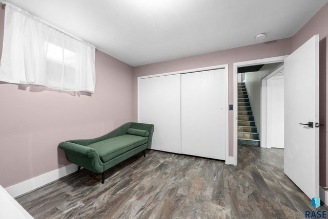 2312 S Phillips Ave Avenue, Sioux Falls, SD 57105