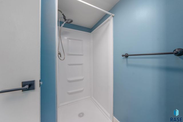 2312 S Phillips Ave Avenue, Sioux Falls, SD 57105