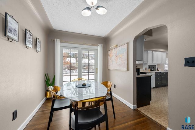 2312 S Phillips Ave Avenue, Sioux Falls, SD 57105