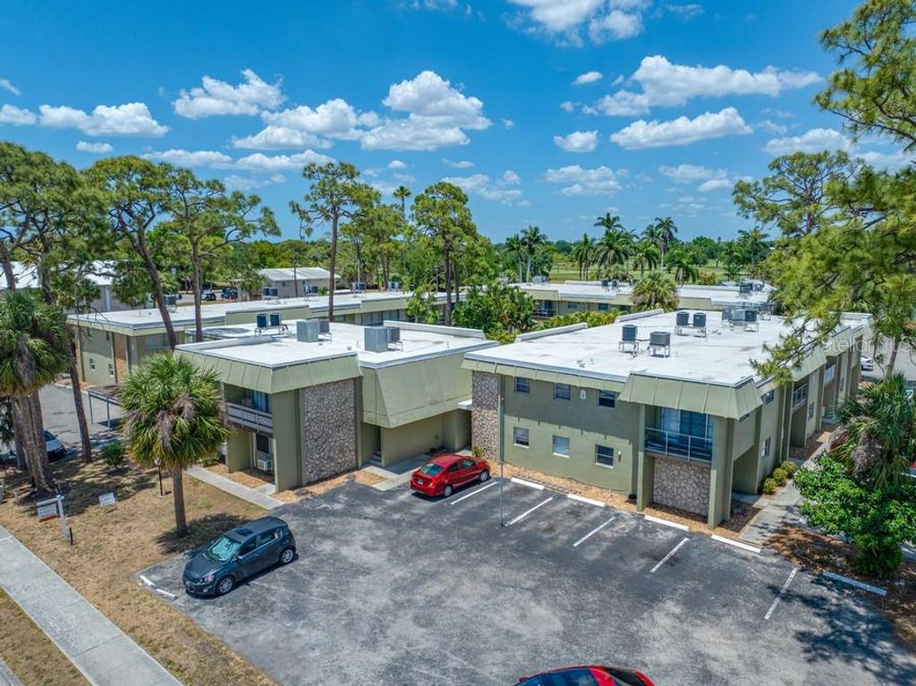 1852 GOLFVIEW AVENUE 12, Fort Myers, FL 33901