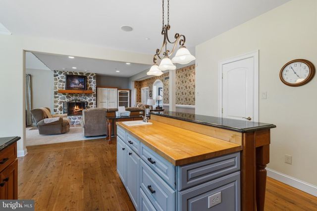 265 WALTER RD, Chalfont, PA 18914