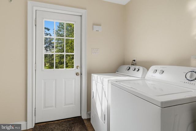 265 WALTER RD, Chalfont, PA 18914