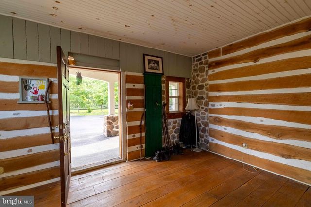 265 WALTER RD, Chalfont, PA 18914