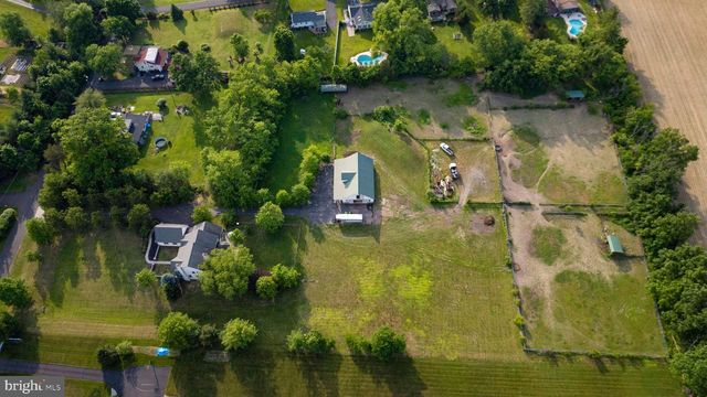 265 WALTER RD, Chalfont, PA 18914
