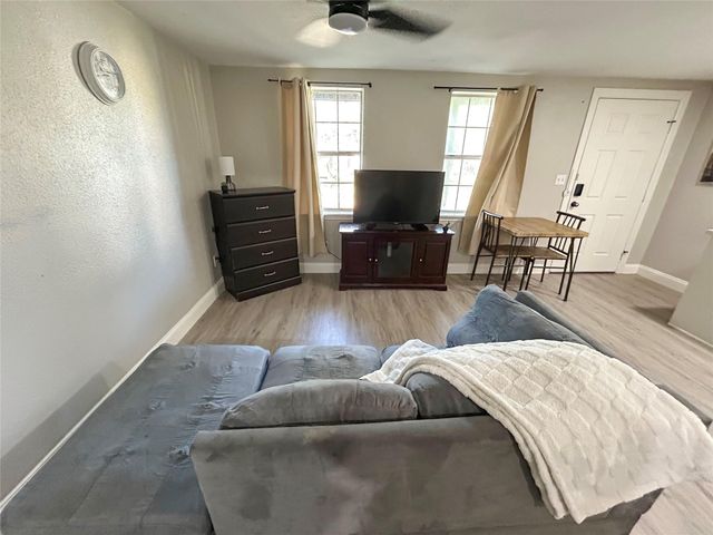 5202 County Road 469, Brazoria, TX 77422