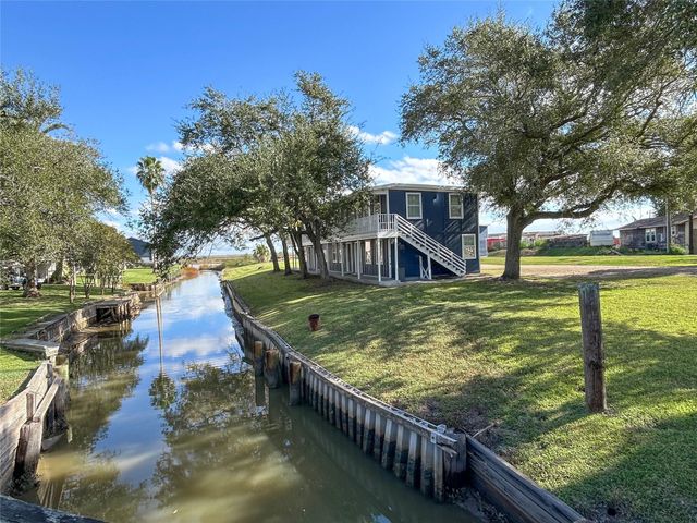 5202 County Road 469, Brazoria, TX 77422