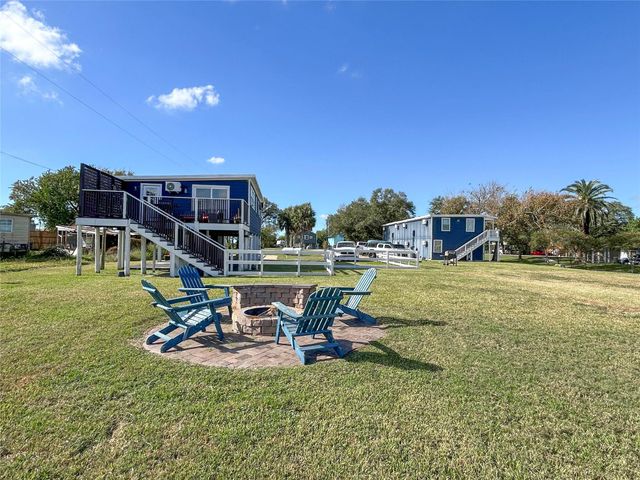 5202 County Road 469, Brazoria, TX 77422