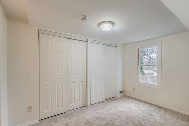 475 Lawson Ave Avenue W, Saint Paul, MN 55117