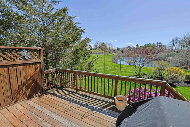 8 Windsor Lane, Brentwood, NH 03833