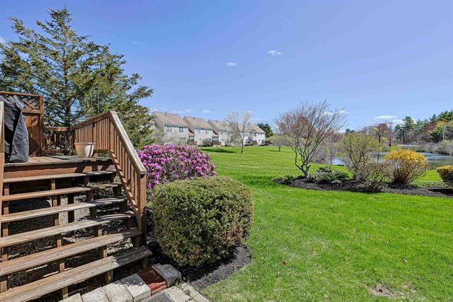 8 Windsor Lane, Brentwood, NH 03833