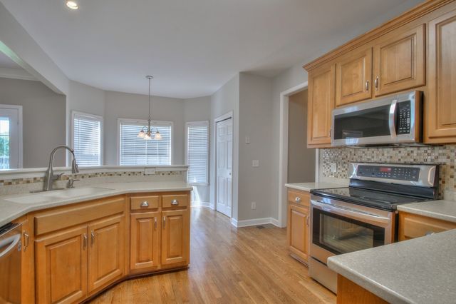 2009 Keene Cir, Spring Hill, TN 37174