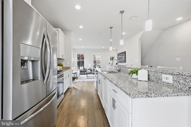 7130 BANBURY DR, Hanover, MD 21076