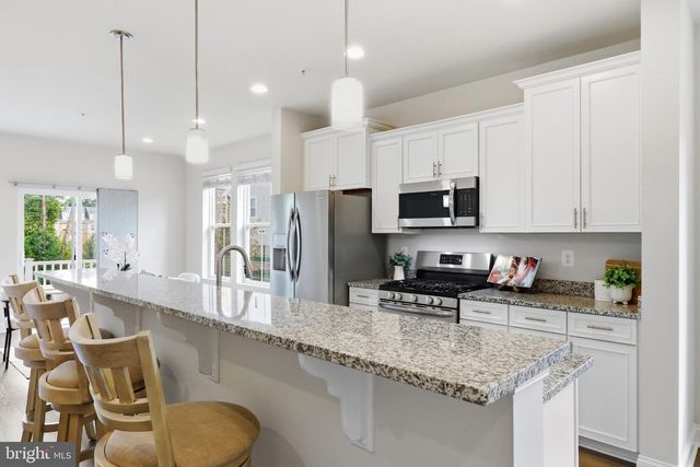 7130 BANBURY DR, Hanover, MD 21076