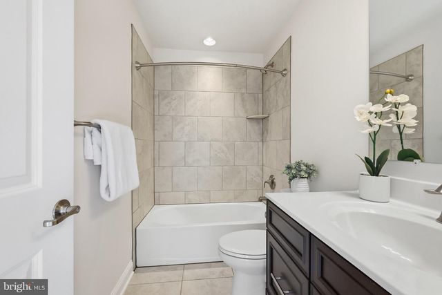 7130 BANBURY DR, Hanover, MD 21076