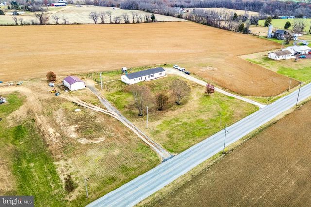 340 WOODSTOWN DARETOWN RD, Pilesgrove, NJ 08098