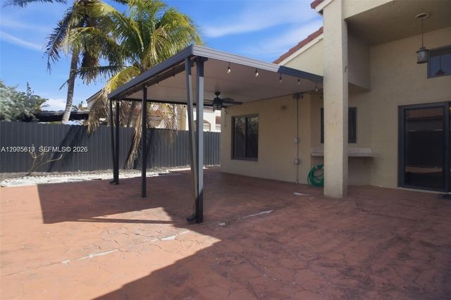 561 SW 87th Ct, Miami, FL 33174