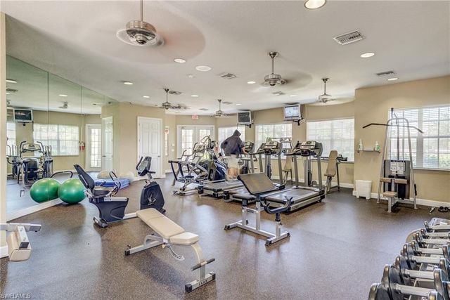 5537 Whispering Willow WAY, Fort Myers, FL 33908