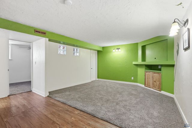 4223 FOOTHILL DR, Rapid City, SD 57702