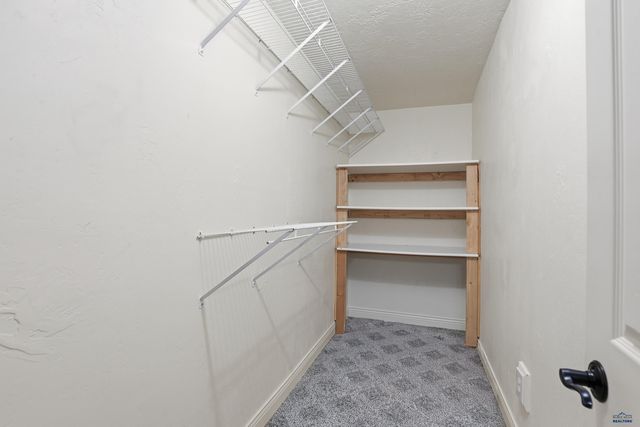 4223 FOOTHILL DR, Rapid City, SD 57702