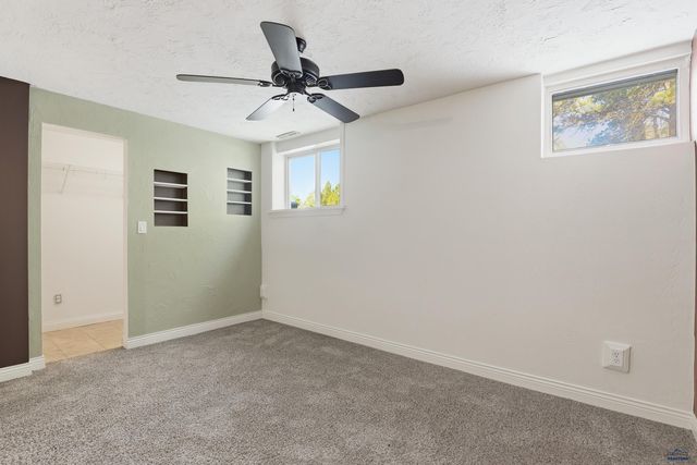 4223 FOOTHILL DR, Rapid City, SD 57702