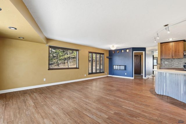 4223 FOOTHILL DR, Rapid City, SD 57702