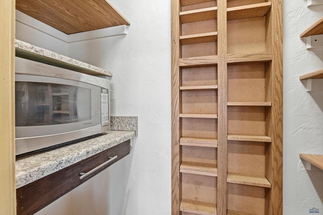 4223 FOOTHILL DR, Rapid City, SD 57702