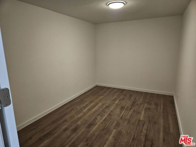 263 E 84th Place, Los Angeles, CA 90003