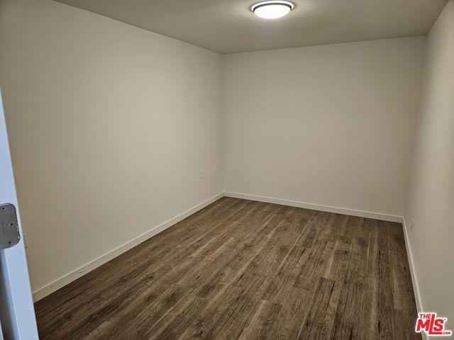263 E 84th Place, Los Angeles, CA 90003