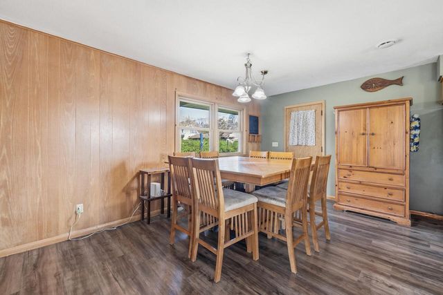 888 6th AVENUE, West Bend, WI 53095
