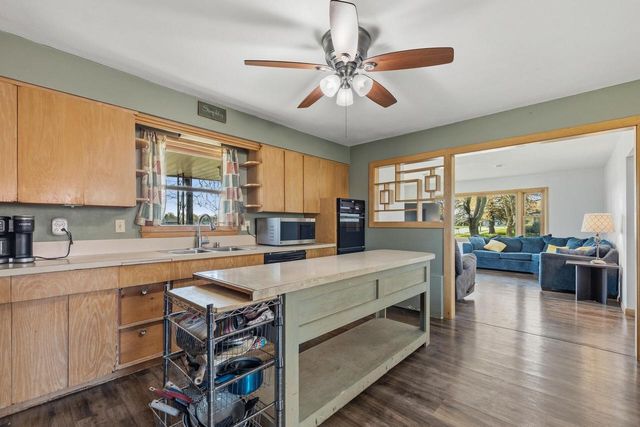 888 6th AVENUE, West Bend, WI 53095