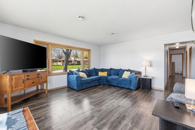 888 6th AVENUE, West Bend, WI 53095