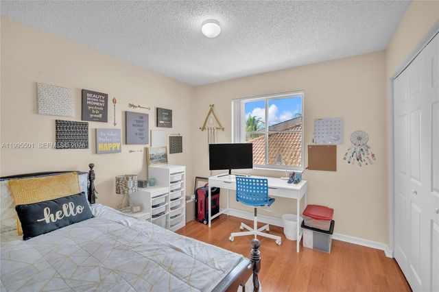 1058 Tupelo Way, Weston, FL 33327